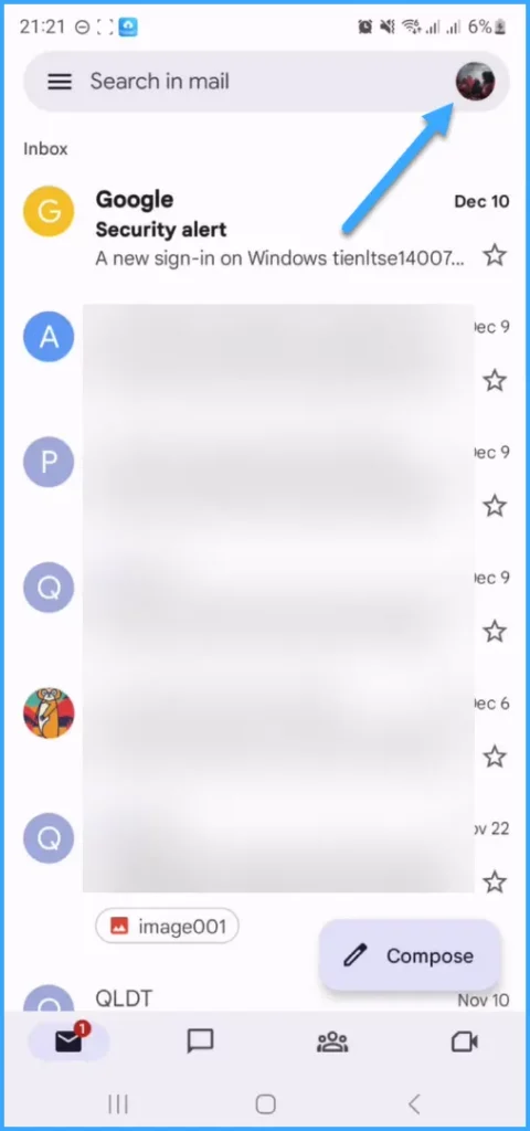 Nhấn vào hình đại diện