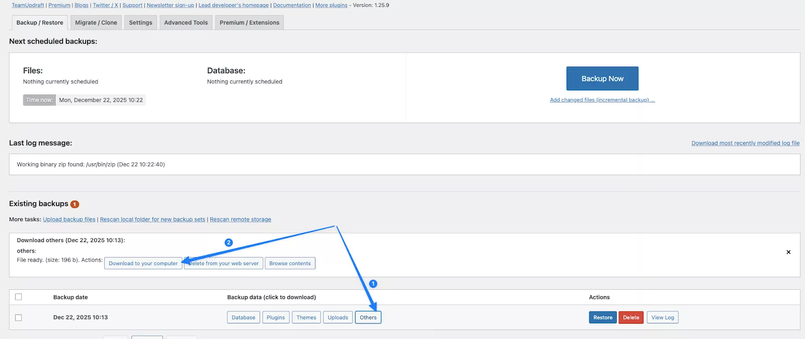 Tải file backup về máy 